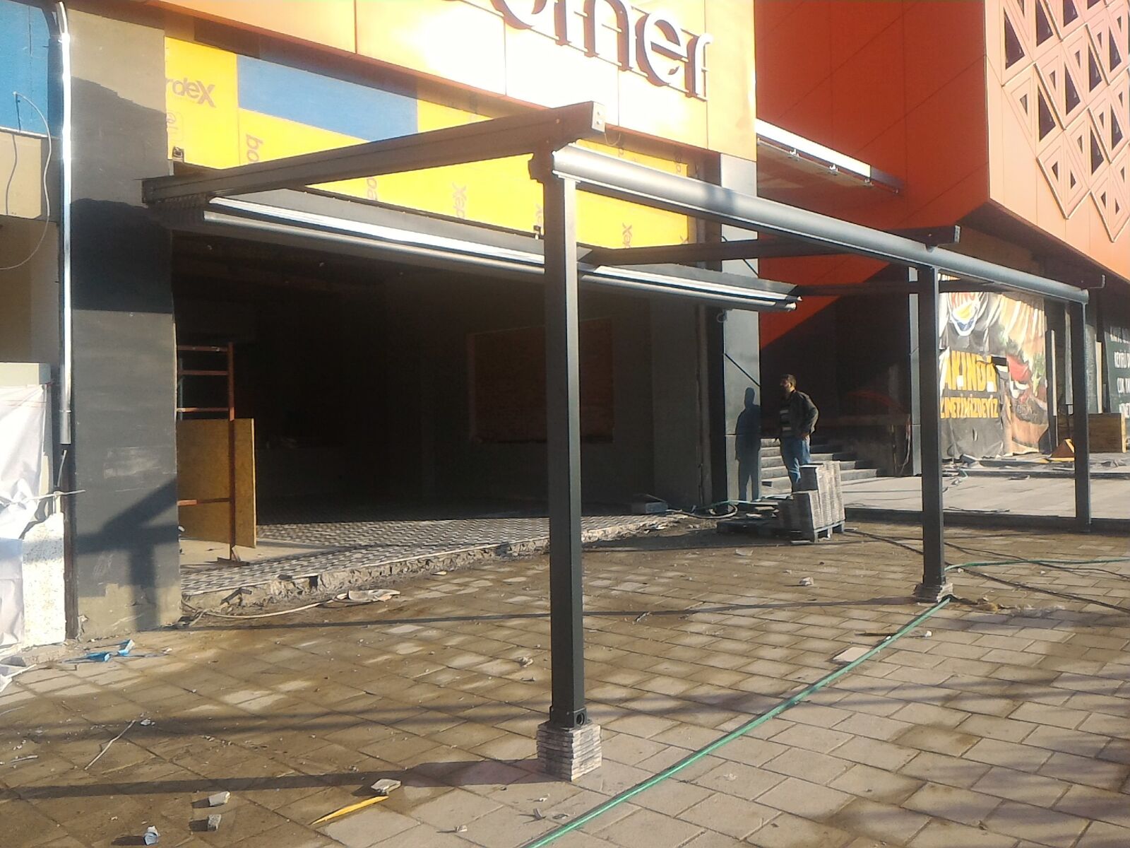 Bioklimatik Pergola Sistemi