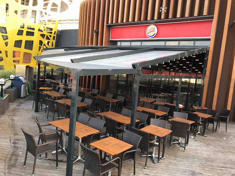 Burger King 41 Burda AVM İZMİT RAYLI TENTE & PERGOLA PROJESİ